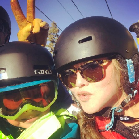 Devon Aoki spends her life in a lavish way.